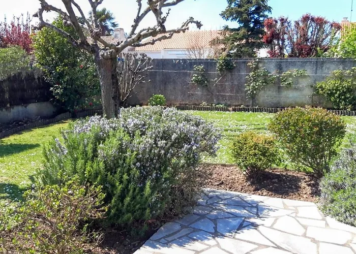 Holiday home Maison Spacieuse A Olonne-sur-mer Avec Jardin Clos, Proche Plages Et Commerces, Ideale Familles - Fr-1-197-560